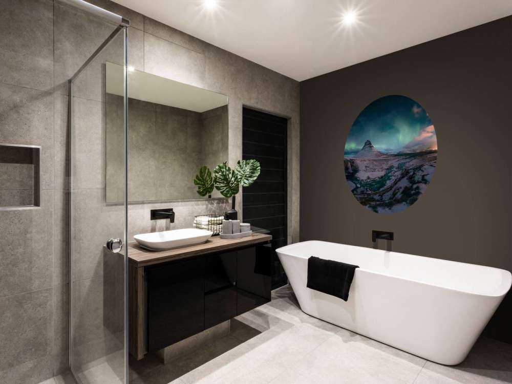 Kirkjufell z północnymi światłami