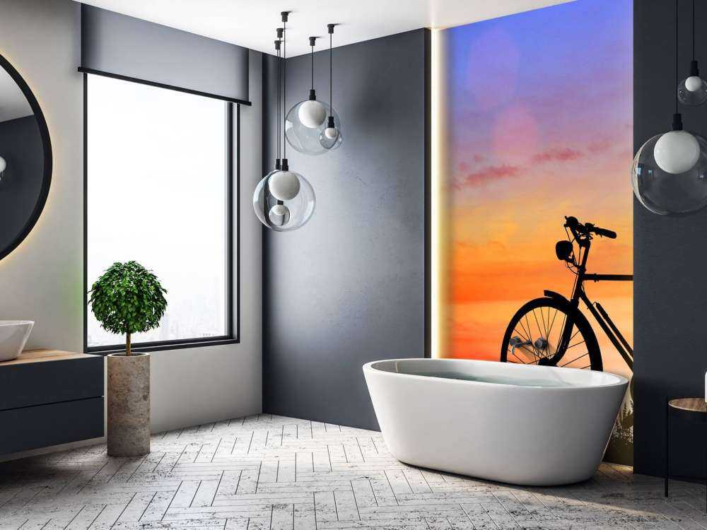 Rower zabytkowy przy zachodzie słońca