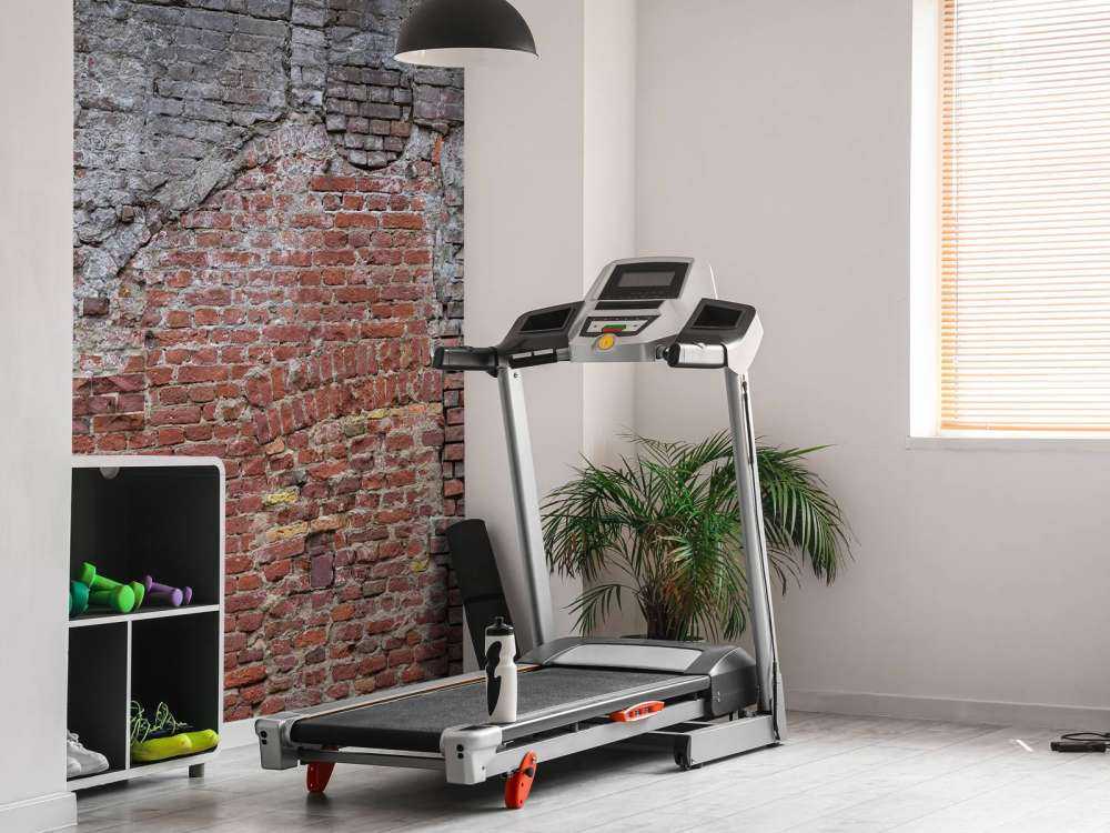 Stary odrestaurowany mur miejski