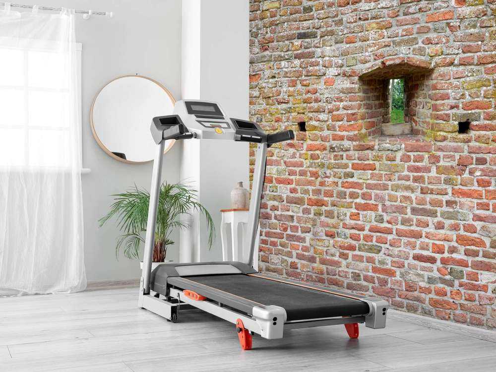 Mur miejski z widokiem na przyrodę