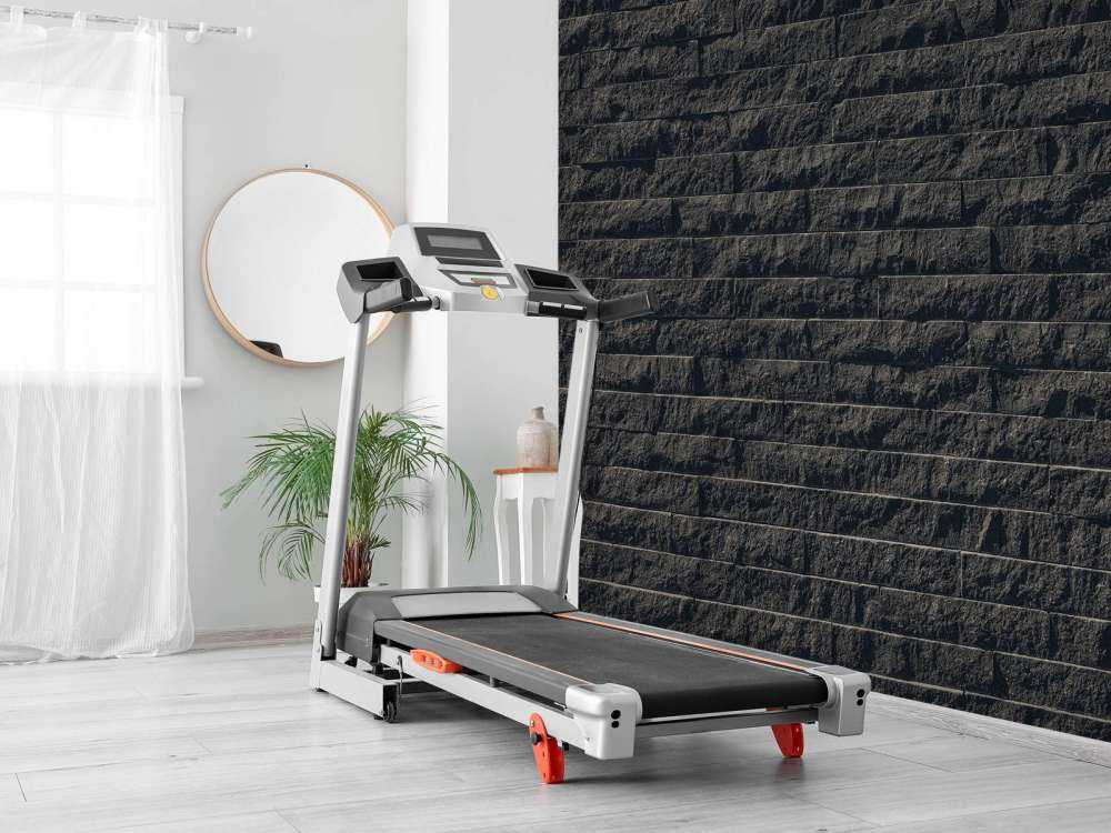 Ściana z ciemnymi kamieniami