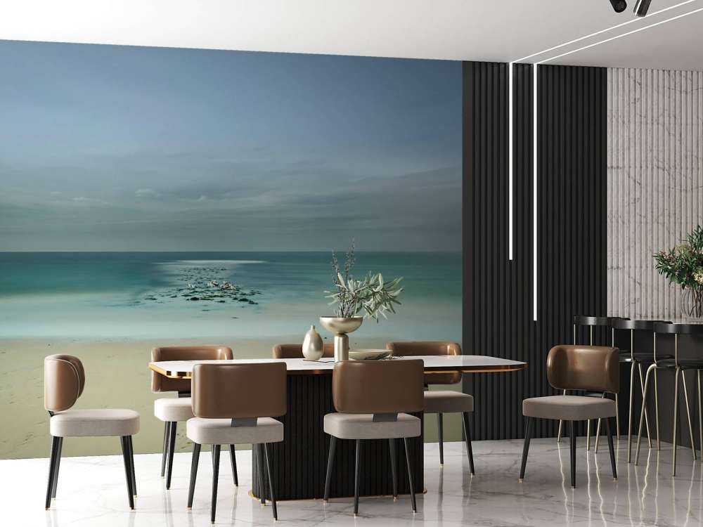 Spokojne morze z mewami