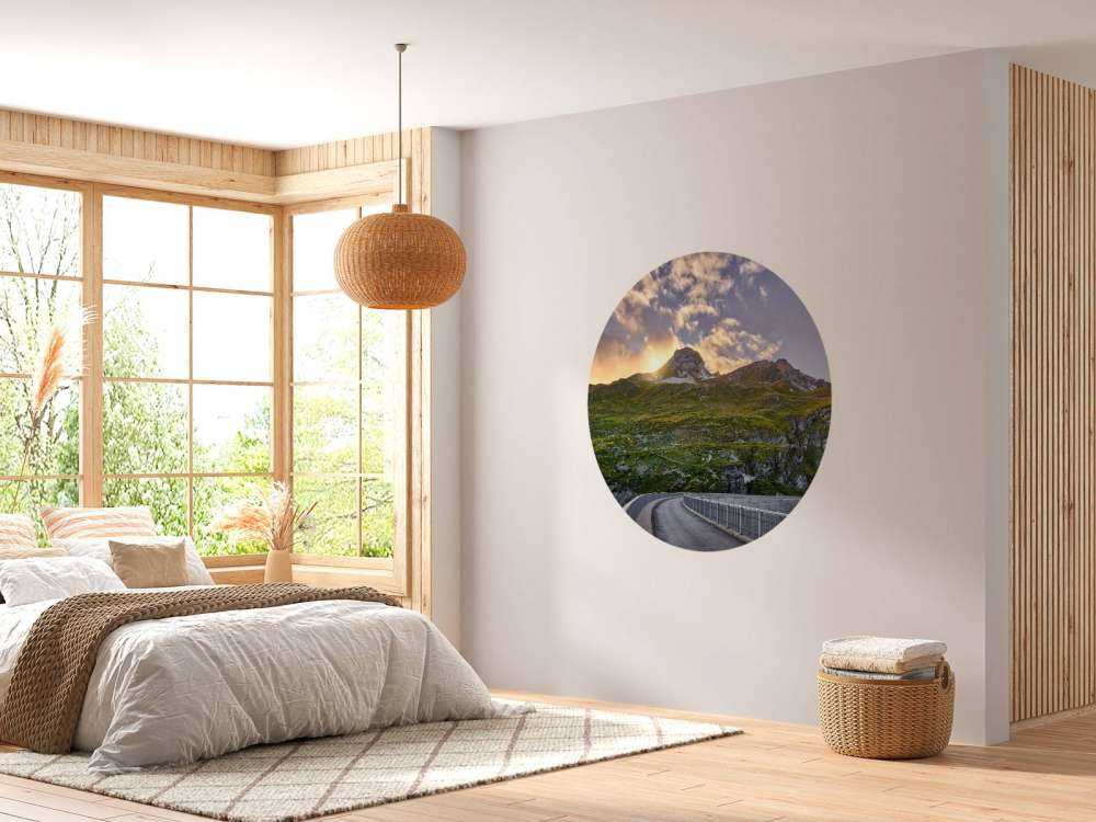 Zachód słońca nad zbiornikiem wodnym