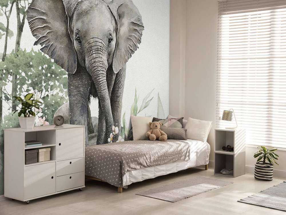 Mały słoń w dżungli