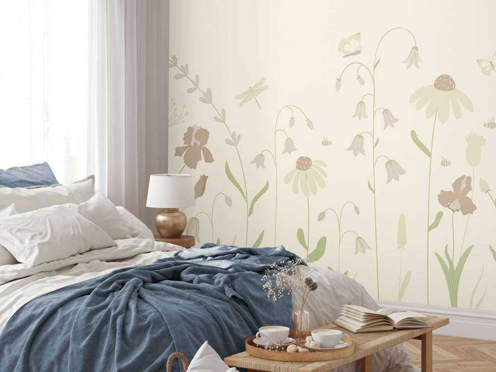 Pole kwiatowe wysokie z motylami piasek ze starym różem