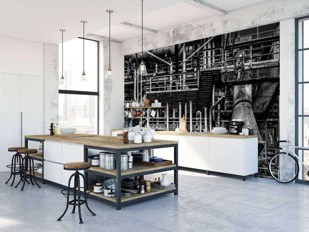 Stara fabryka przemysłowa w czerni i bieli