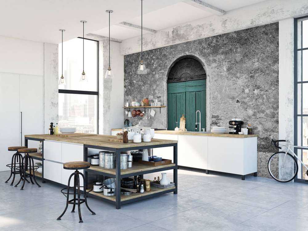 Zielone drzwi w starym murze