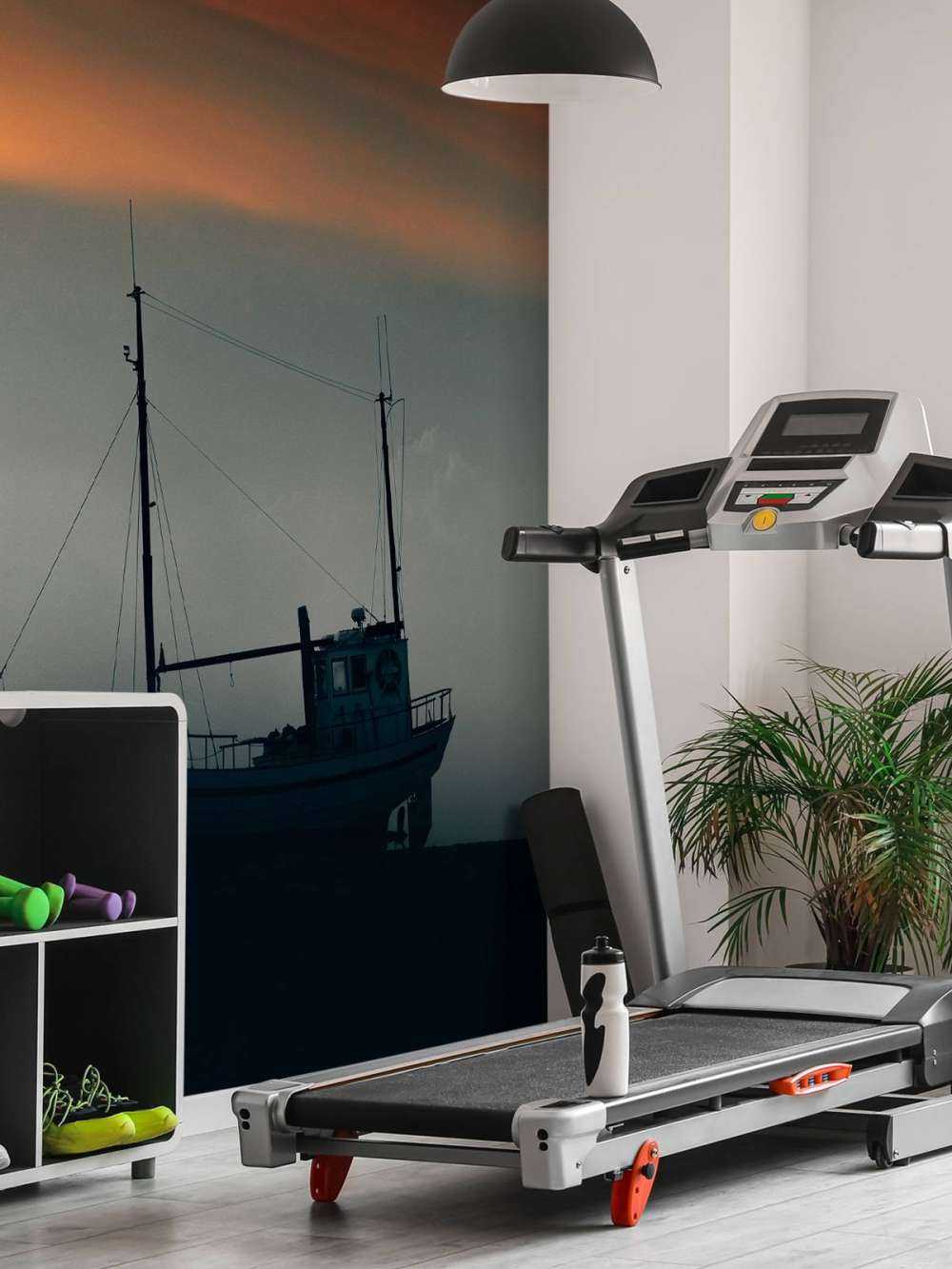 Łódź o zachodzie słońca