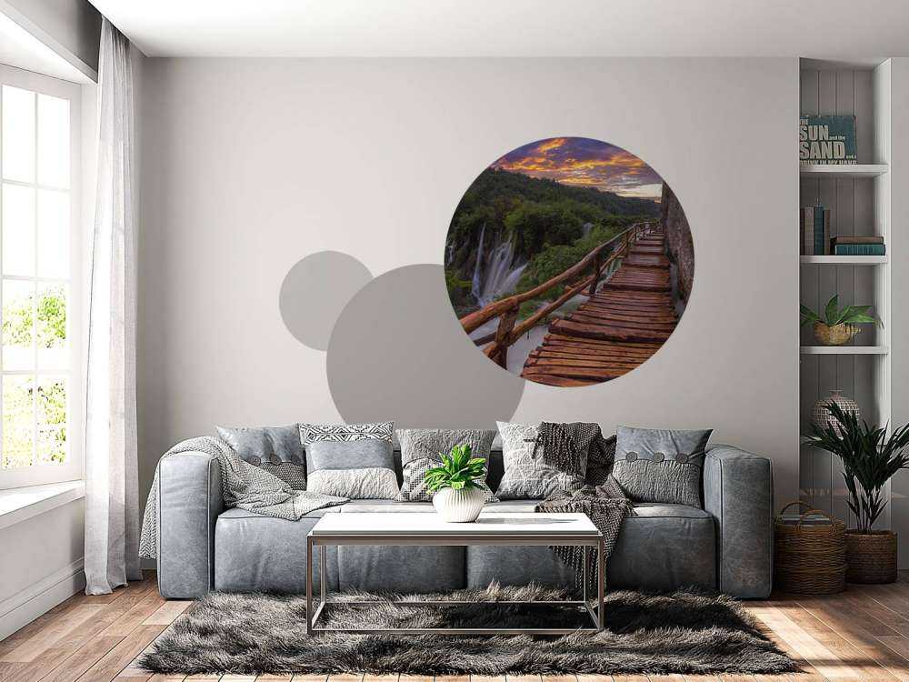 Most z zachodem słońca