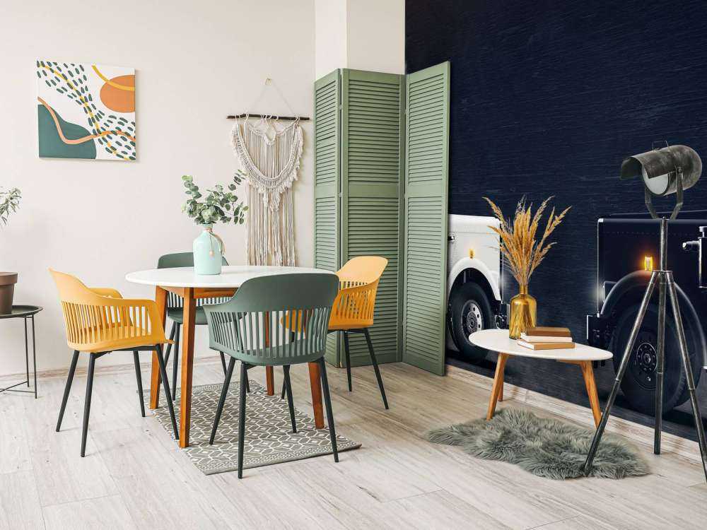 Czarno-biała ciężarówka