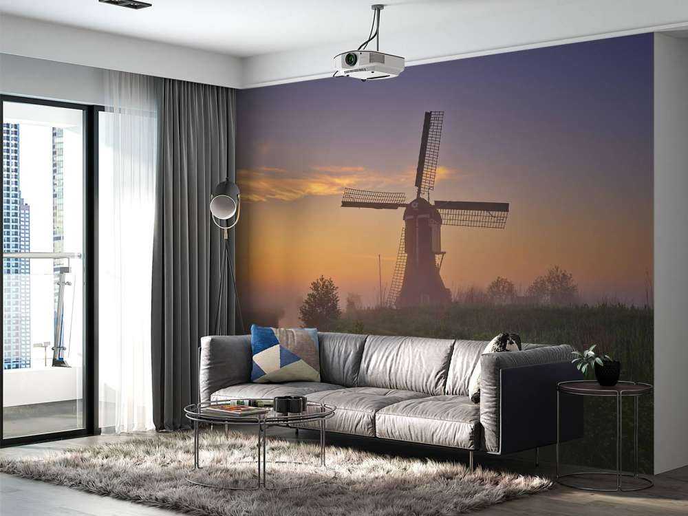 Młyn o wschodzie słońca