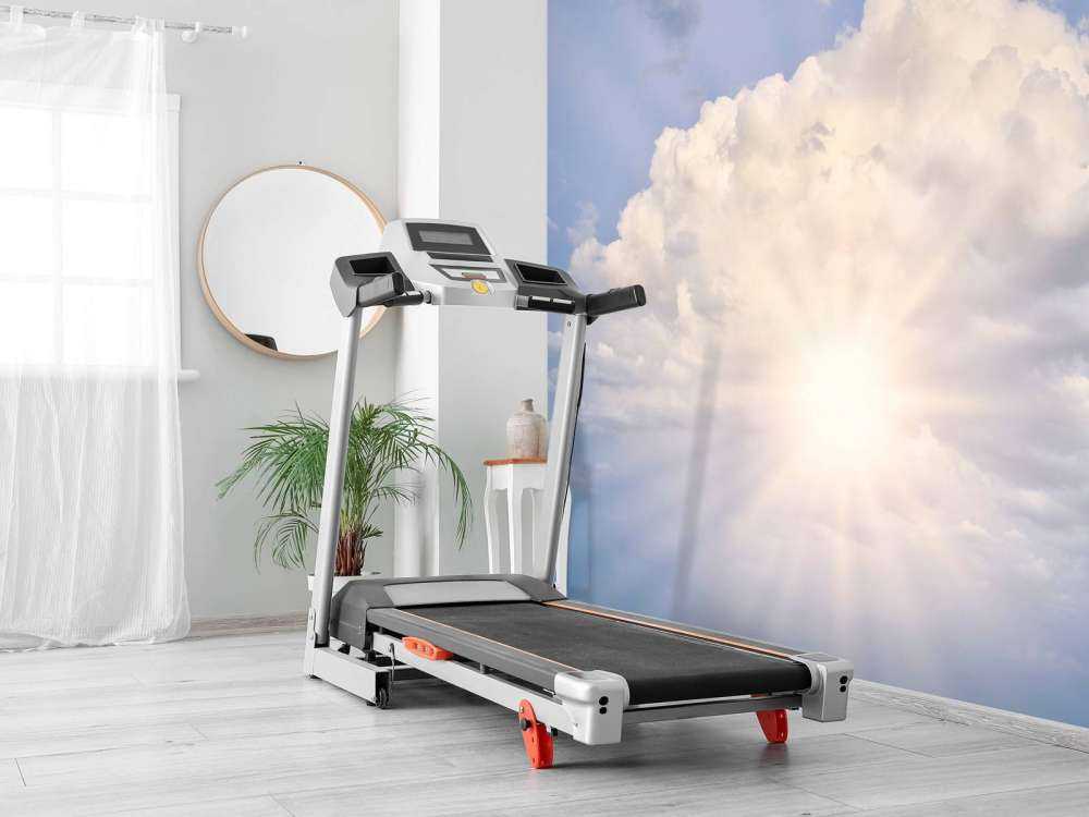 Promienie słońca przez chmury