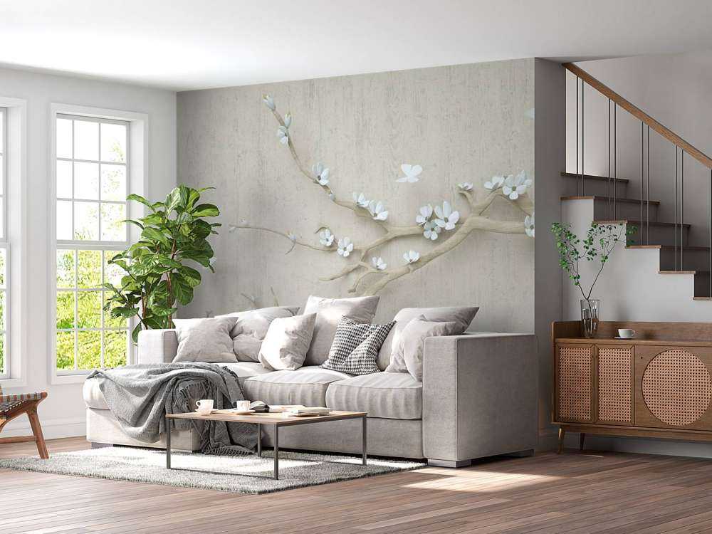 Gałązka z białymi kwiatami na drewnianym tle