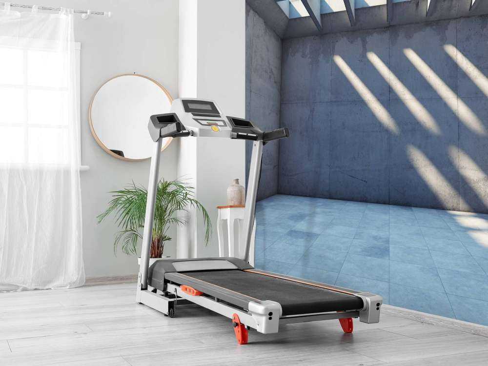 Pusta przestrzeń z otwartym dachem