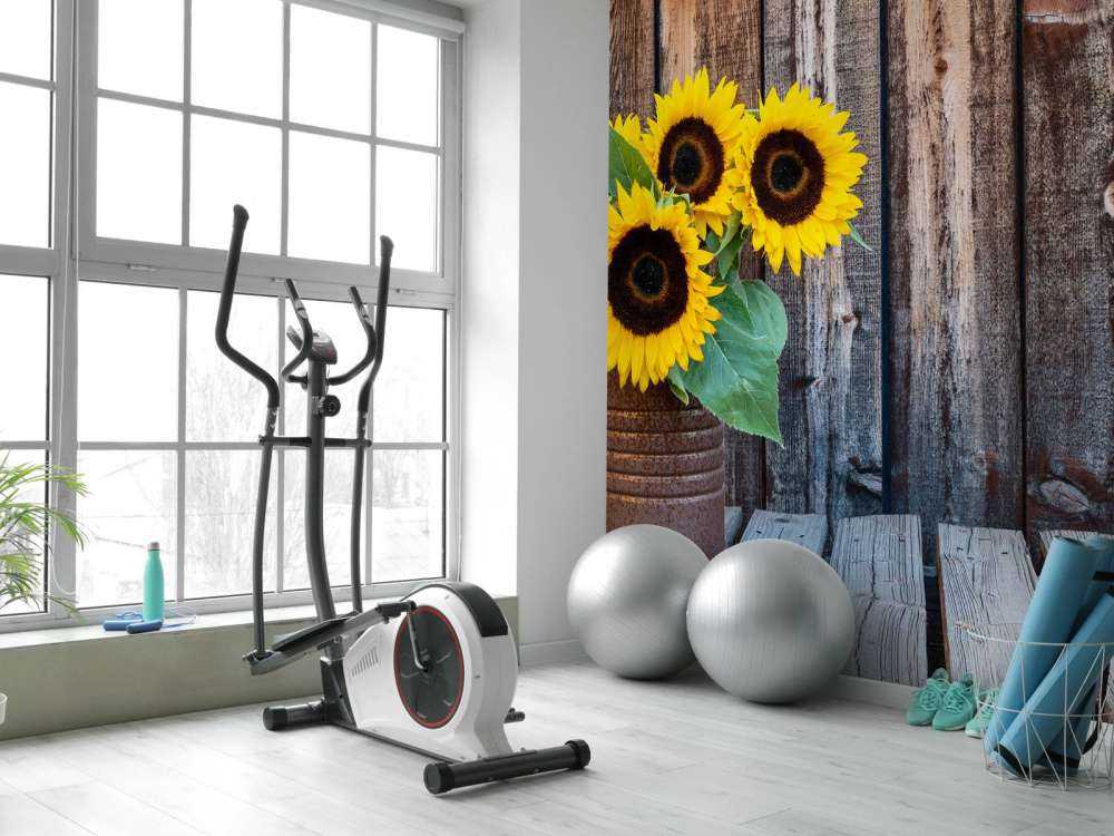 Wazon z kwiatami słonecznika