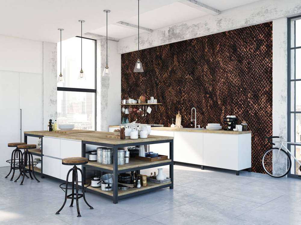 Skóra węża o barwie miedzianej