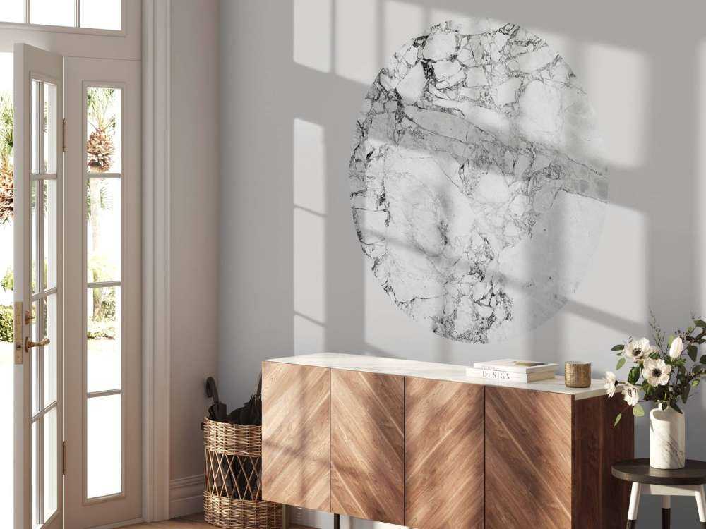 Czarno-biały marmur o gruboziarnistej strukturze