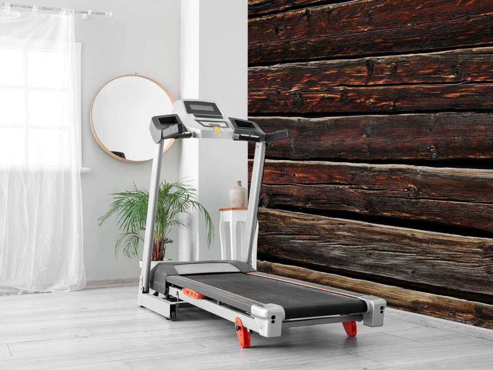 Postarzane ciemne deski