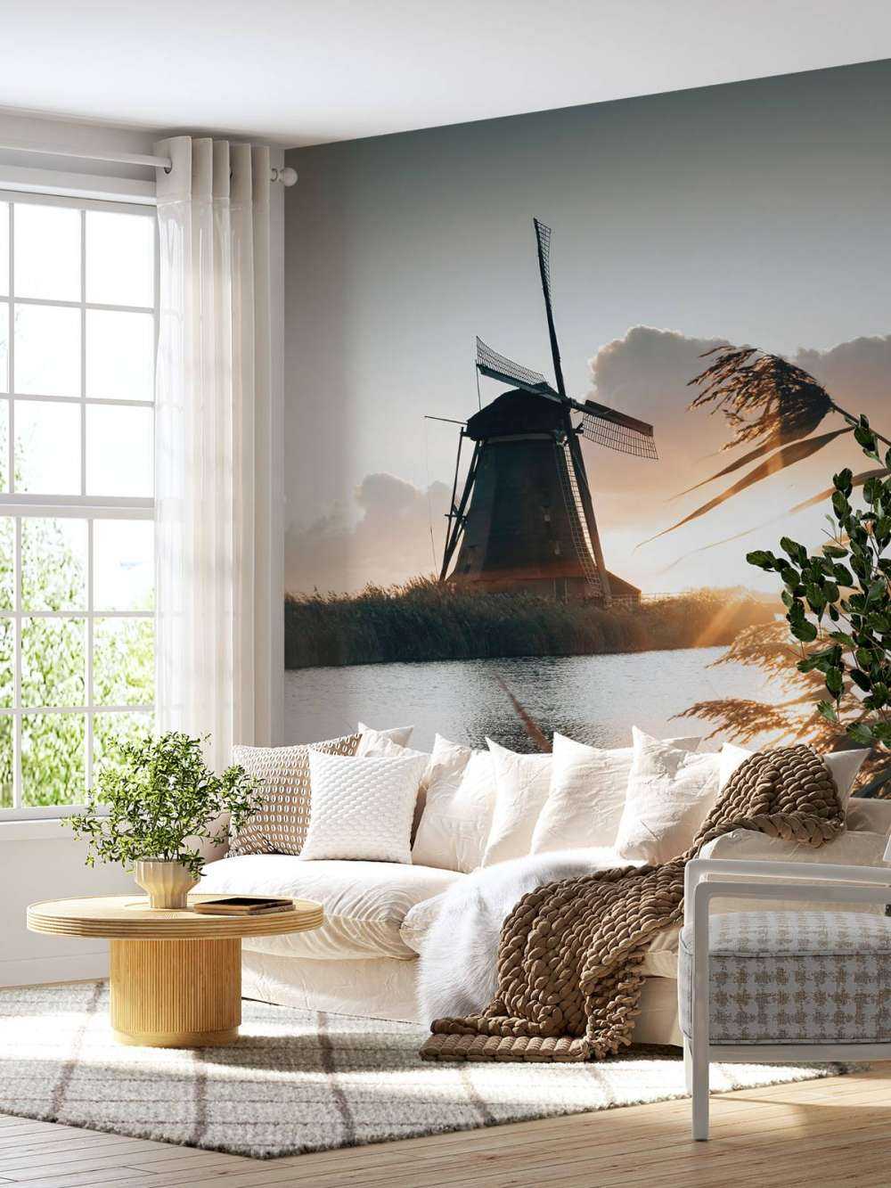 Wiatrak o wschodzie słońca