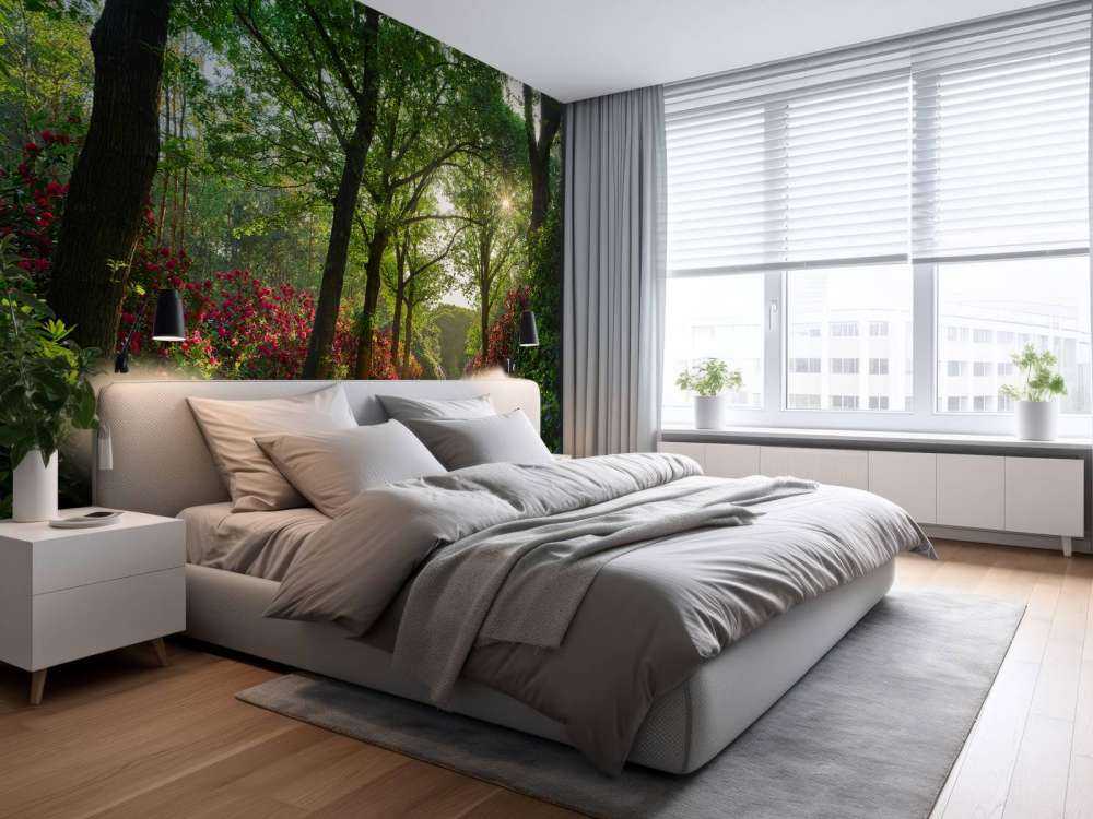 Wschód słońca na ścieżce z rododendronami