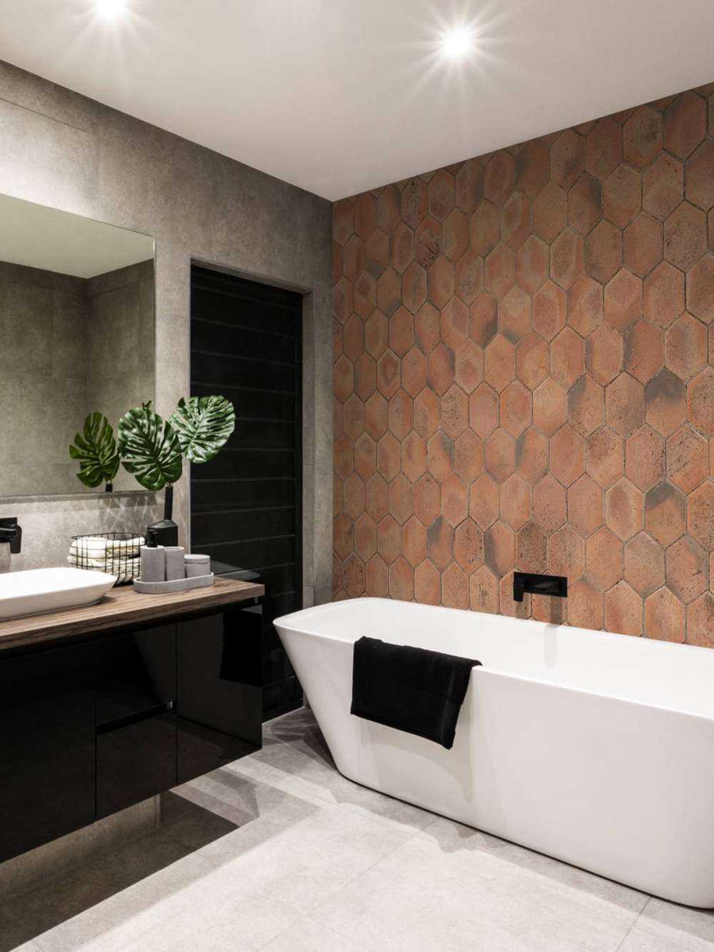 Niepolerowana posadzka kamienna