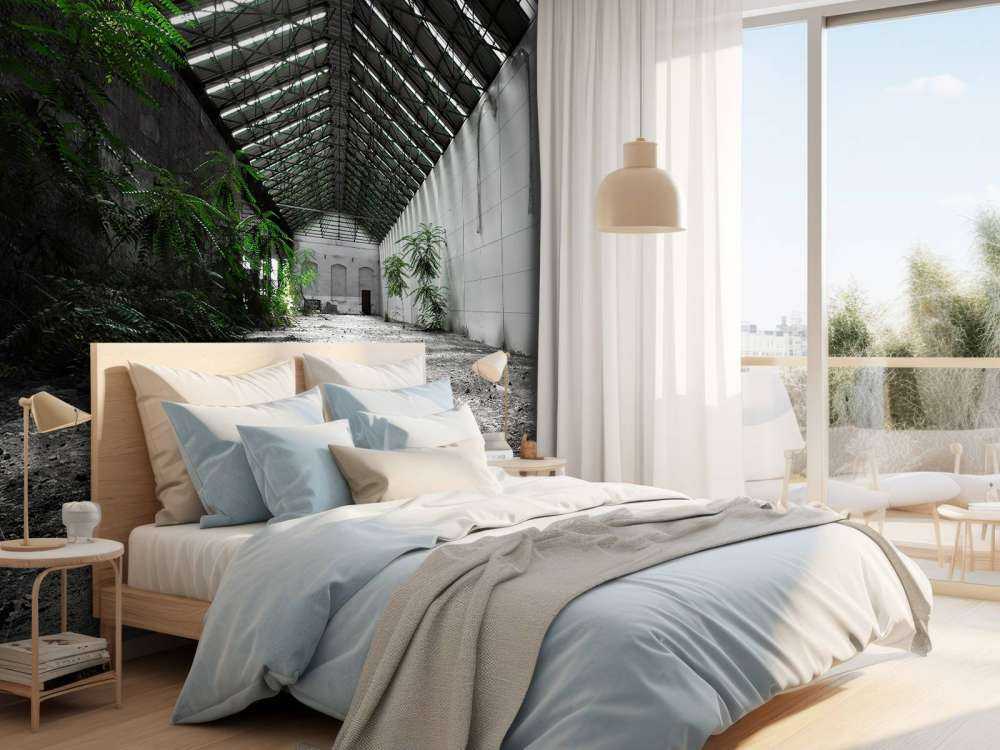 Hala przemysłowa z roślinami