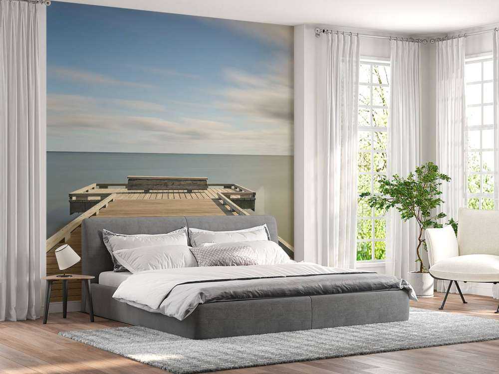 Długie drewniane molo