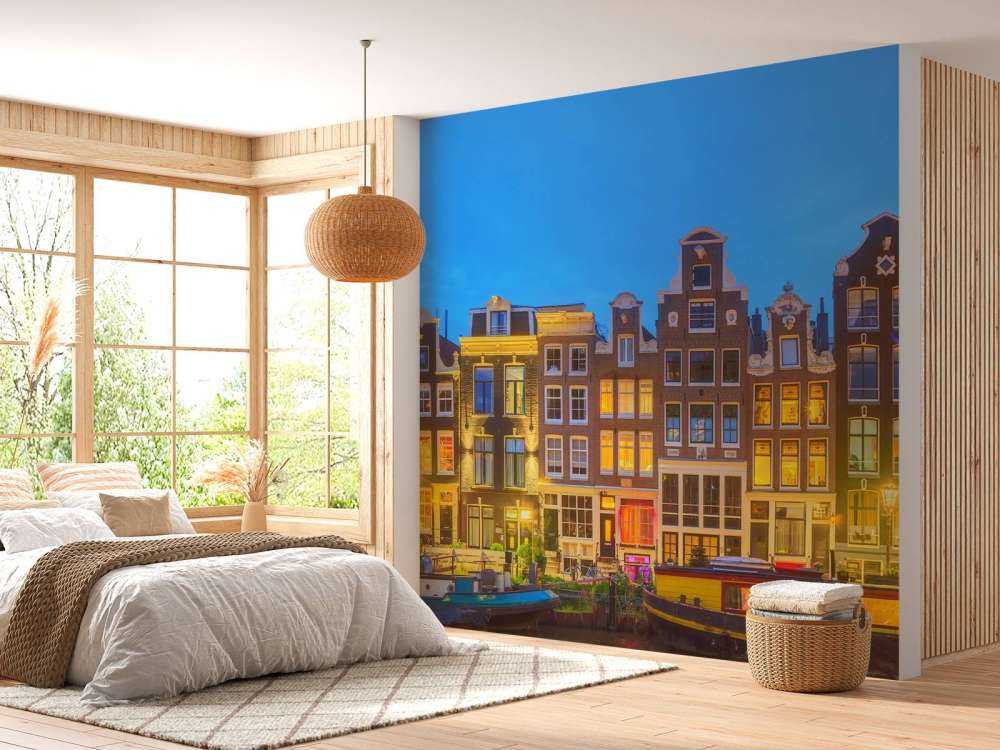 Domy w Amsterdamie w nocy