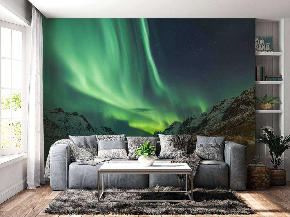 Światła północne między dwoma fiordami