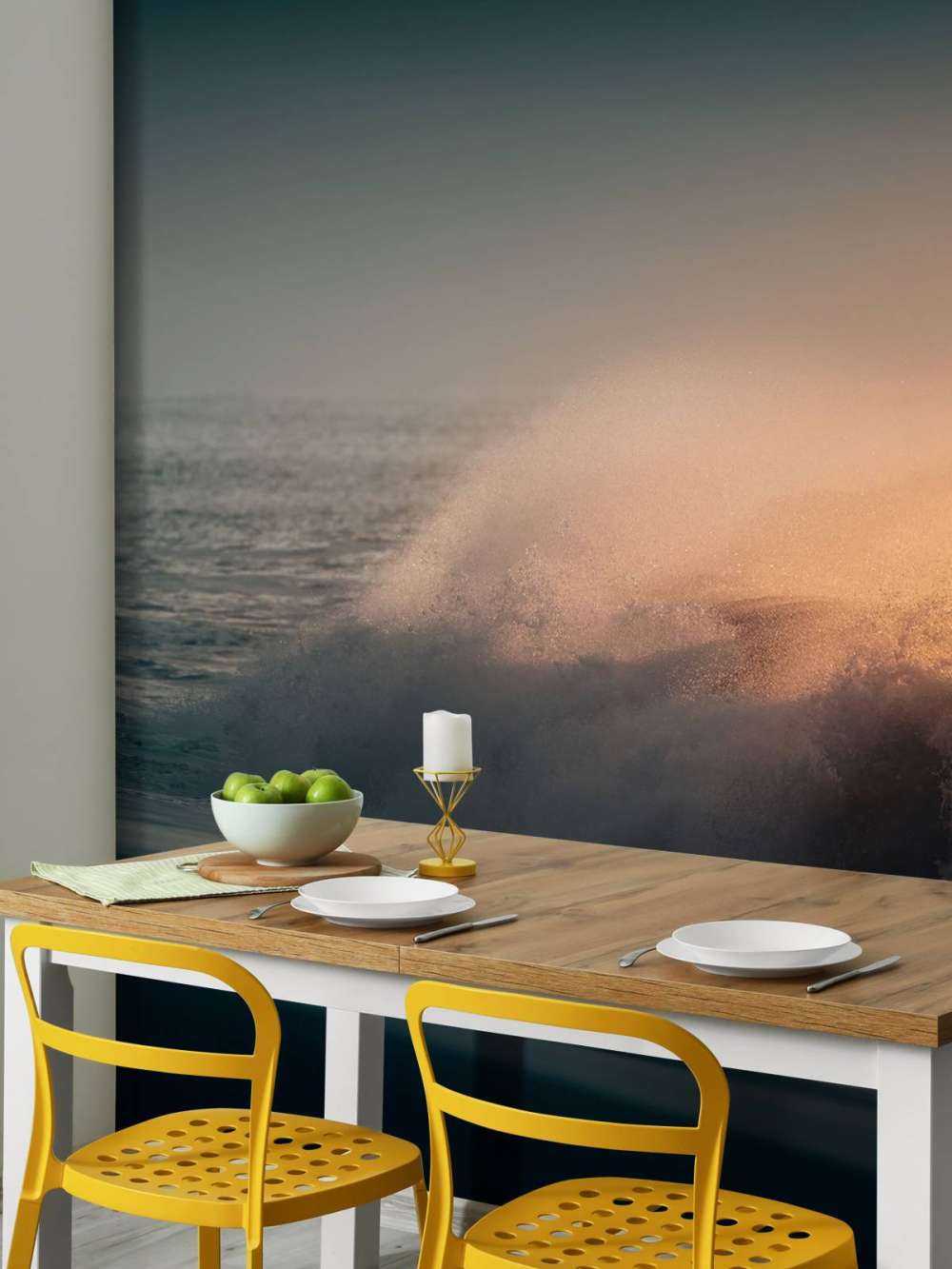 Rozbijające się fale na plaży