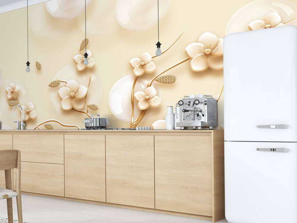 Złota gałązka z kwiatami