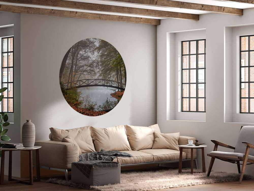 Mostek między drzewami