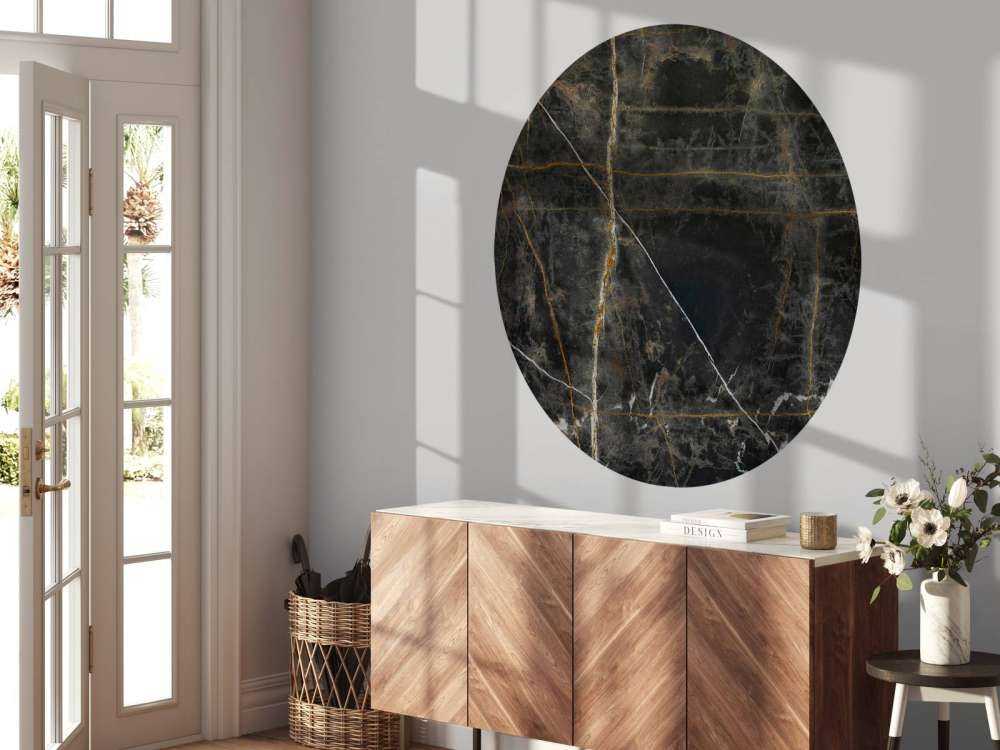 Czarny marmur z miedzianymi kloszami