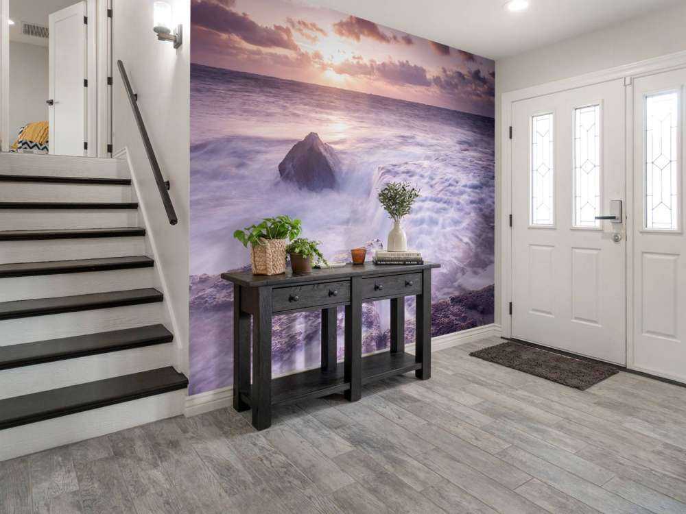 Dzikie morze o zachodzie słońca