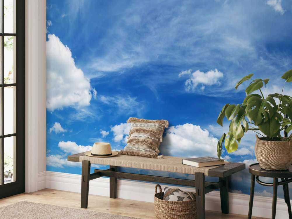 Błękitne niebo z chmurami