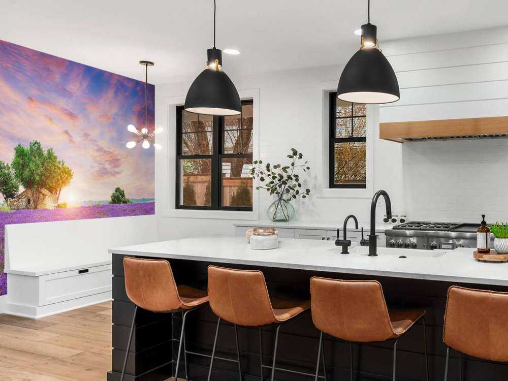 Pole lawendowe podczas wschodu słońca