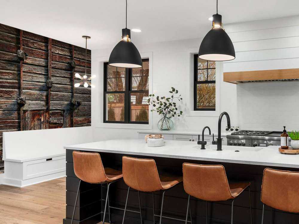 Stare drewno z belkami