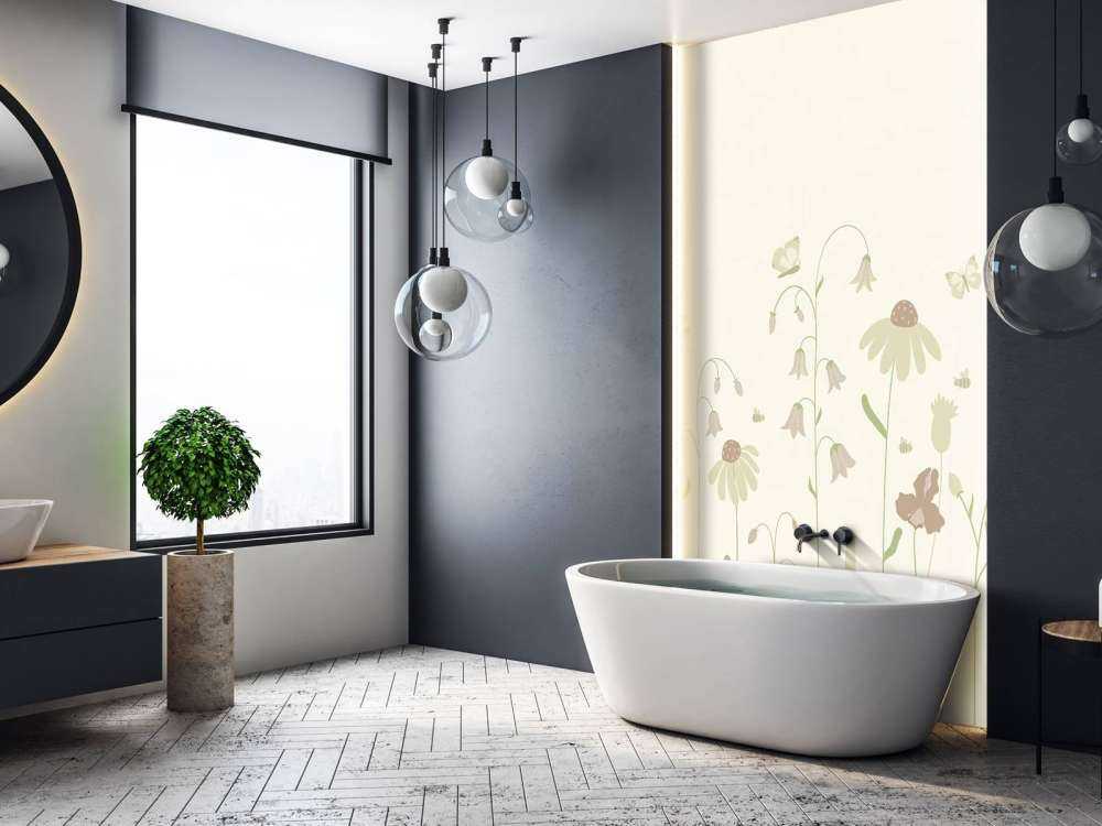 Wysokie pole kwiatowe z motylami w kolorze beżowym i starym różu