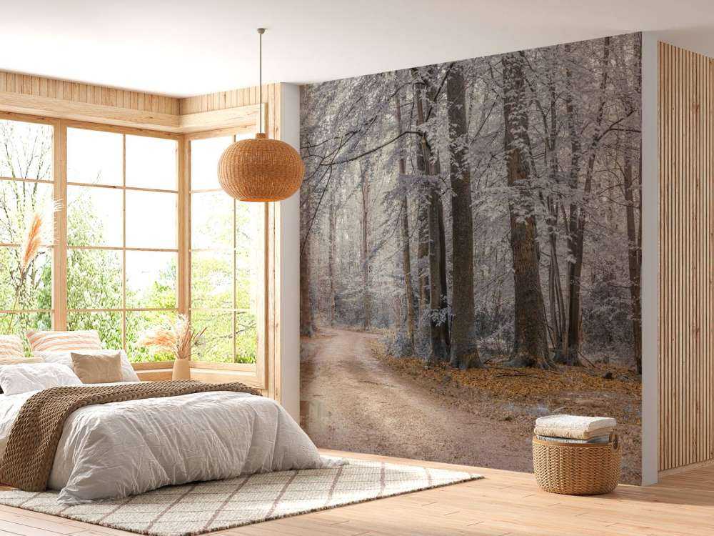 Drzewa z białymi liśćmi