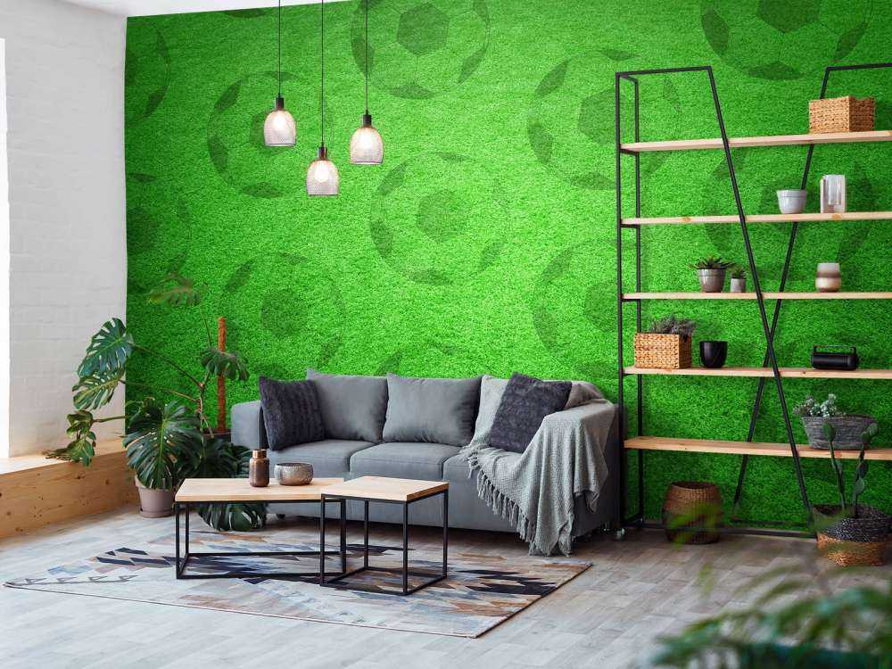 Gra w piłkę nożną na trawie