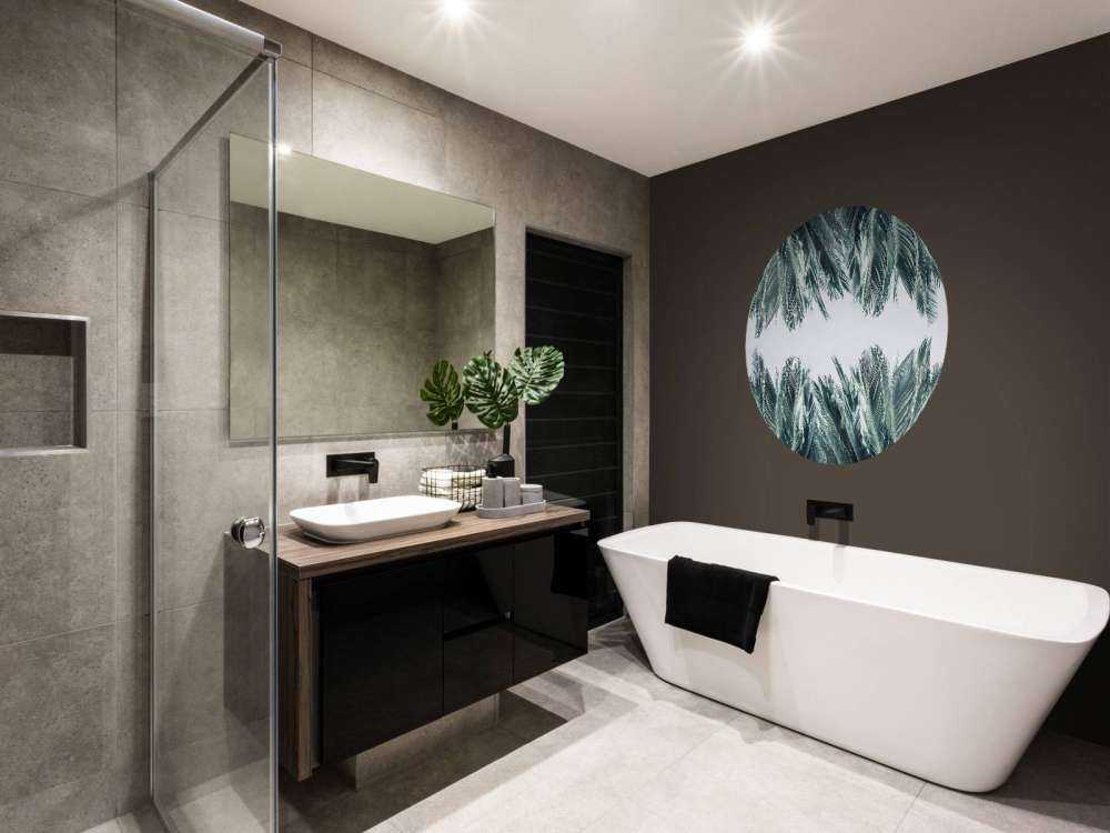 Liście palmowe na białym tle