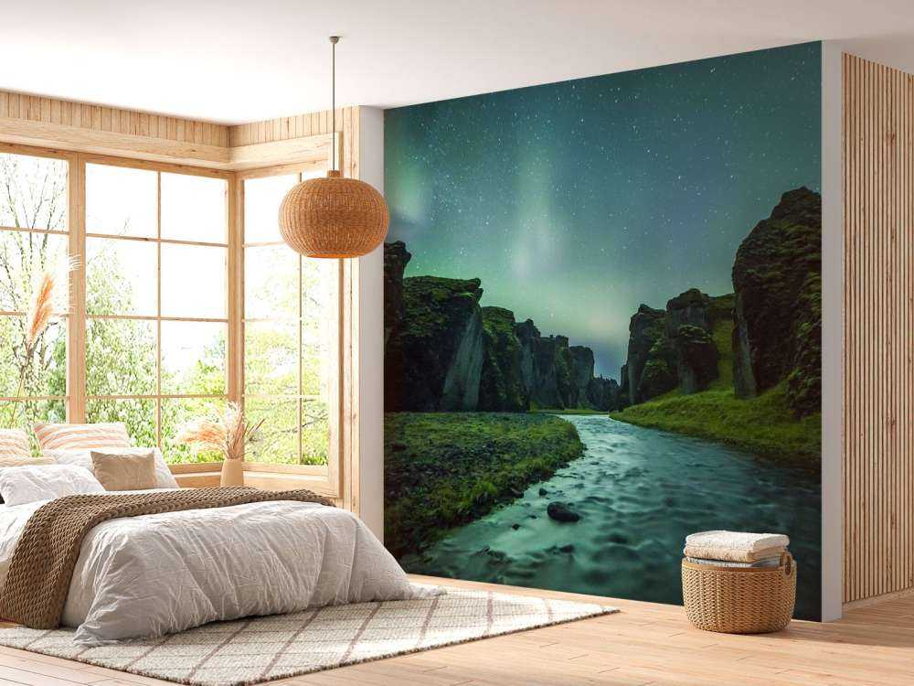 Światła północne nad górami