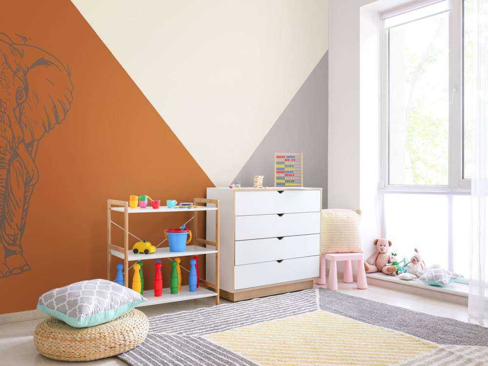 Rdzawe trójkąty ze słoniem