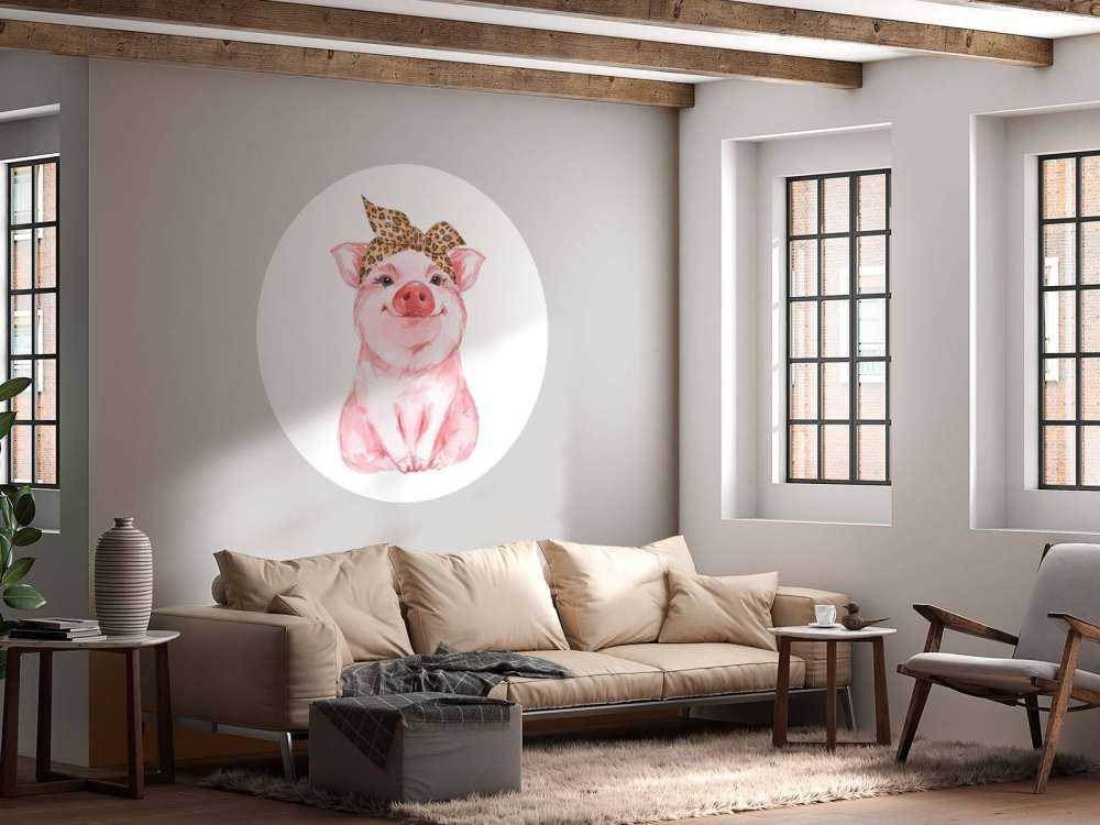 Zabawna mała świnka z chusteczką.