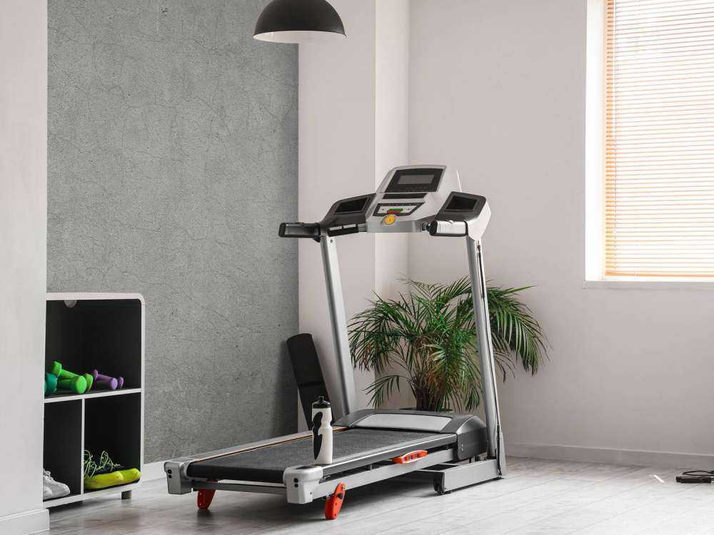 Pęknięcia starego tynku