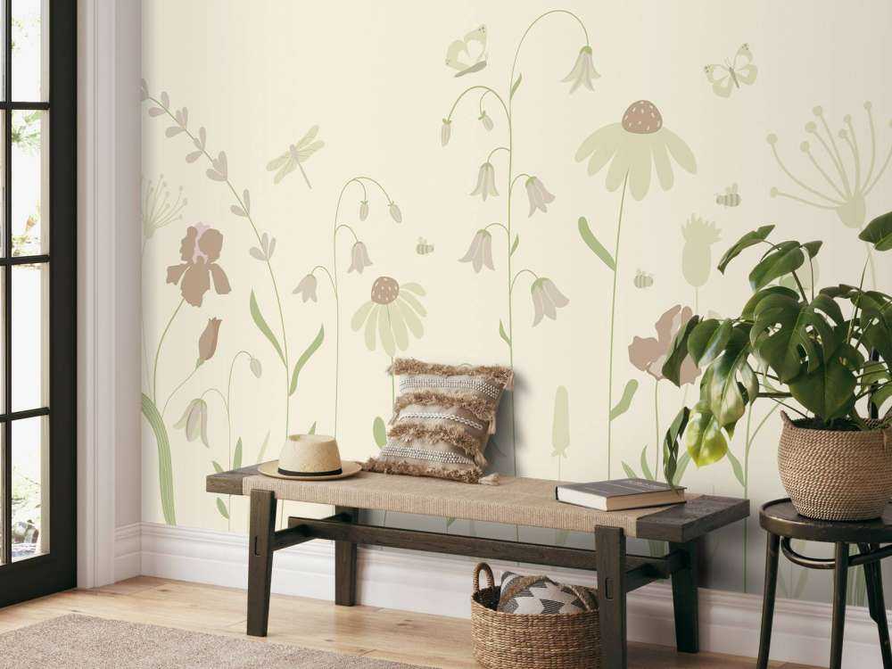 Pole kwiatowe wysokie z motylami piasek ze starym różem