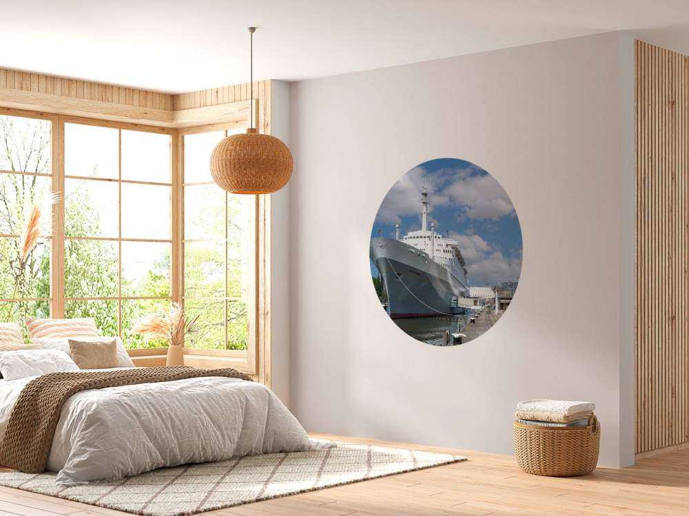 Dawny parowiec SS Rotterdam w kolorze 