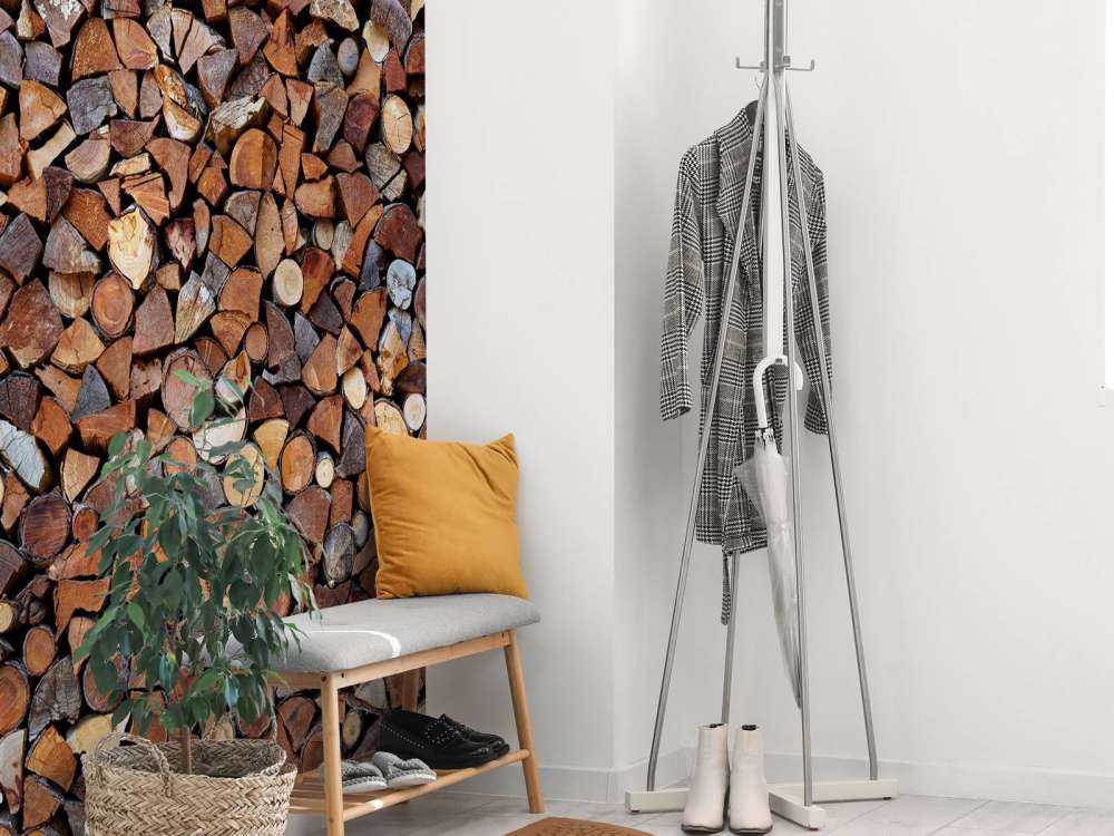 Drewno ułożone w stosy