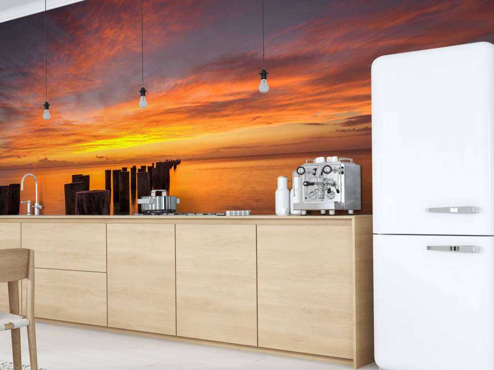 Falochrony o wschodzie słońca