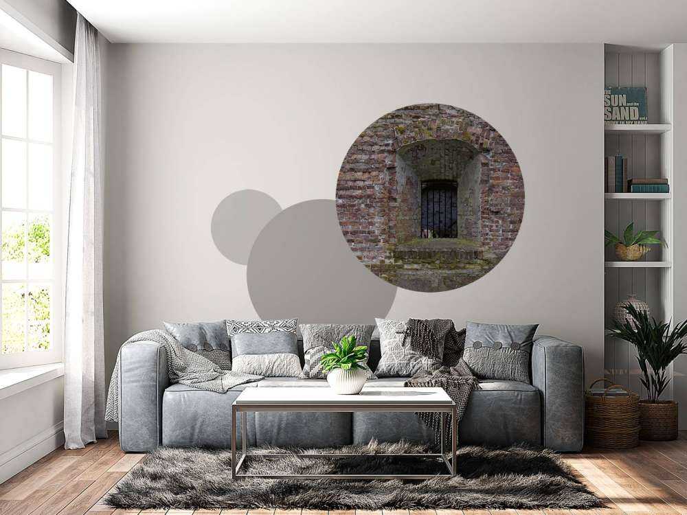 Wnęka w starej ścianie